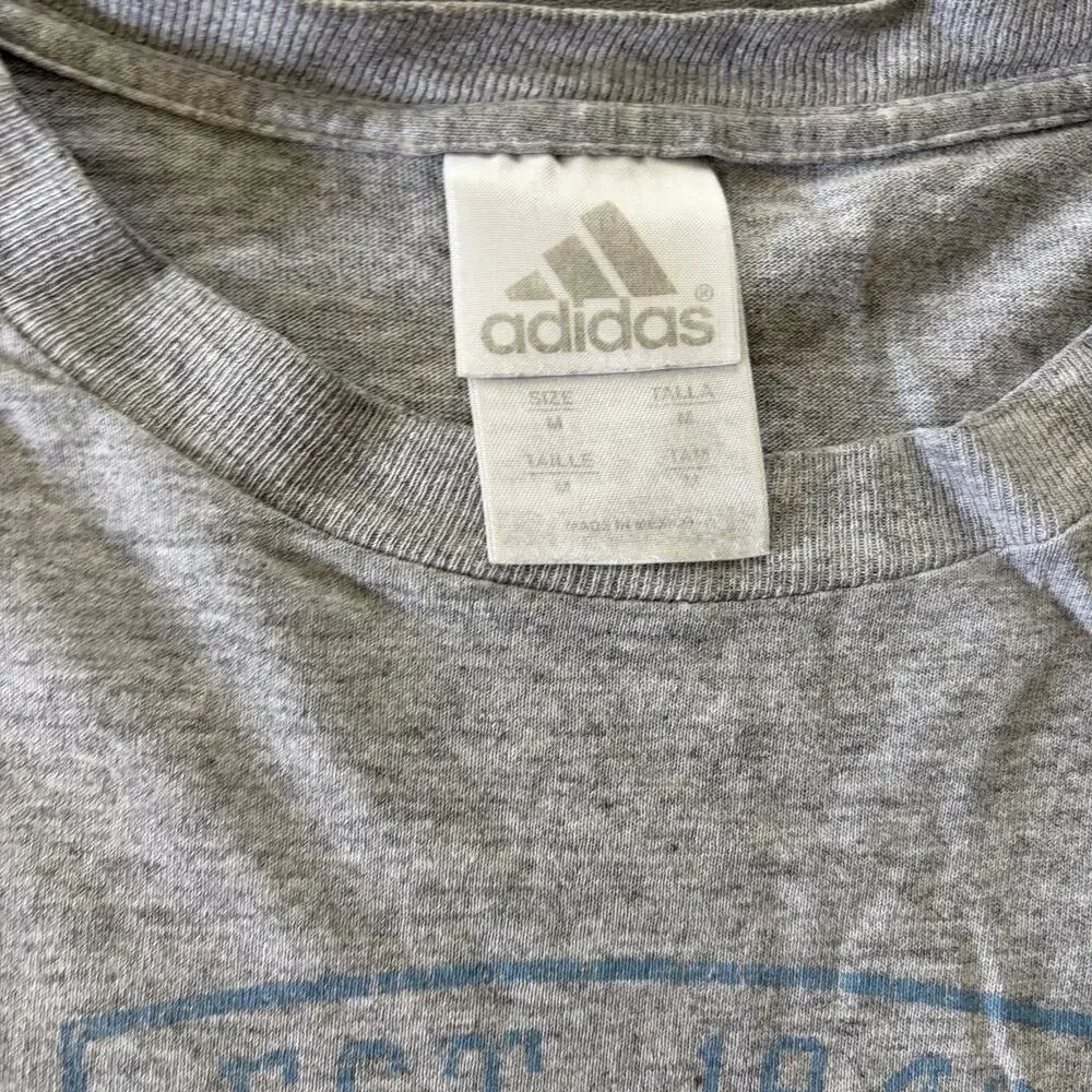Vintage Adidas Crest Logo Graphic T Shirt Men’s M Heather Gray Y2K